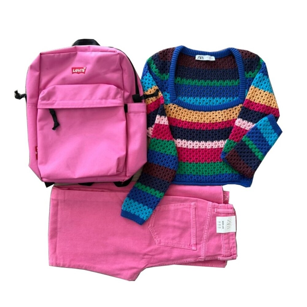 Levis Pink Backpack - Picture 2 of 9